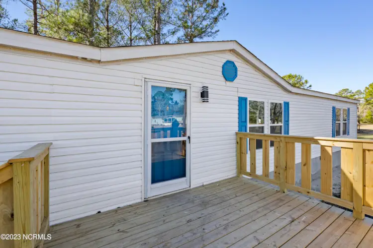 303 Buttonwood Court, Rocky Point, NC 28457