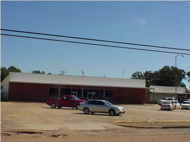 501 S Main Avenue, Magee, MS 39111
