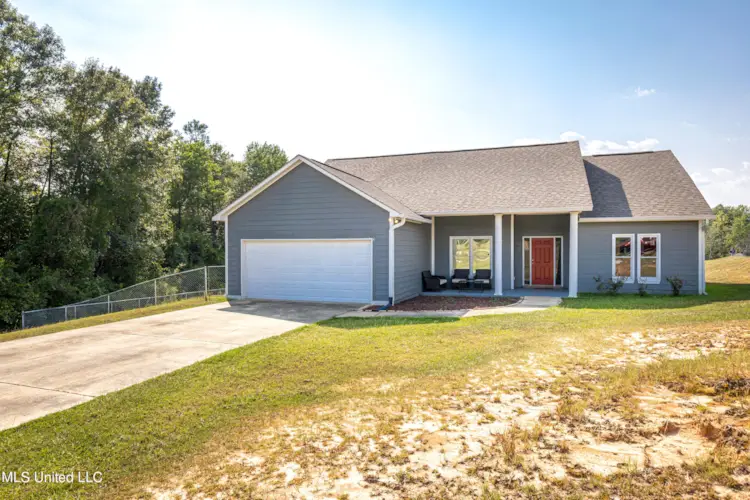 3 Trace Drive, McHenry, MS 39561