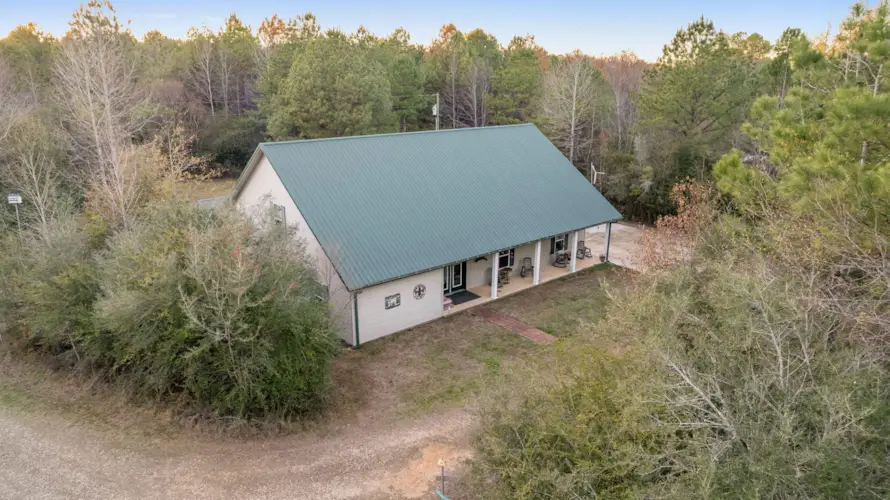 25 Two Miles Rd., Prentiss, MS 39474