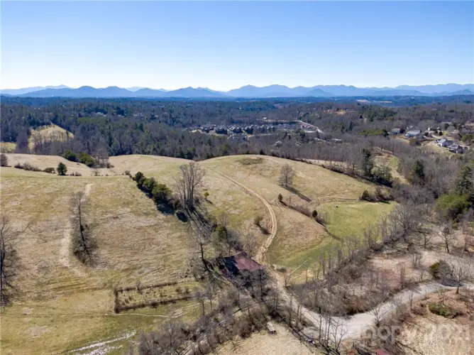 56 Gill Branch Road, Weaverville, NC 28787