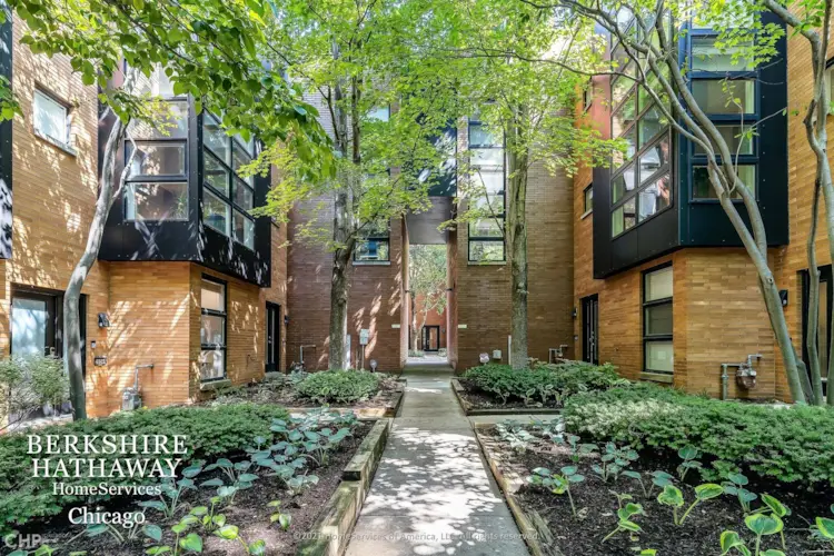 2024 W Willow Street #C, Chicago-West Town, IL 60647