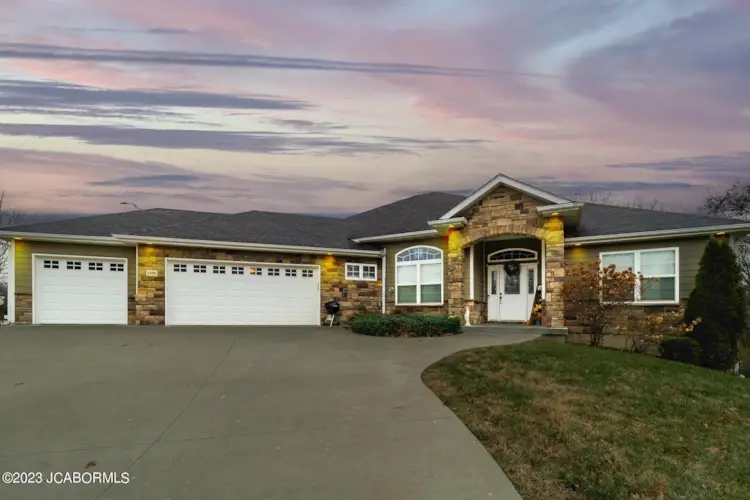 4300  ESTHER LEE COURT COURT, Columbia, MO 65203