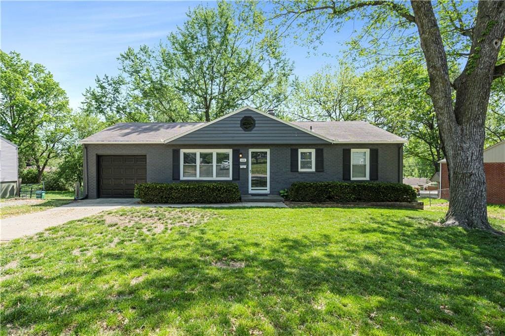 113 SW Murray Road, Lee's Summit, MO 64081 2434623 ReeceNichols Real Estate