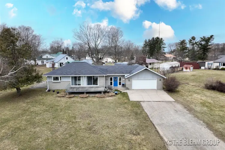 92 N Lincoln Avenue, Lakeview, MI 48850
