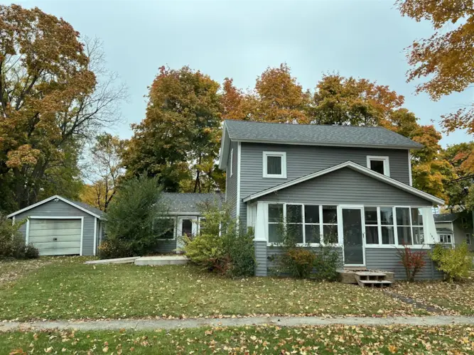 104 Second Street, Lakeview, MI 48850