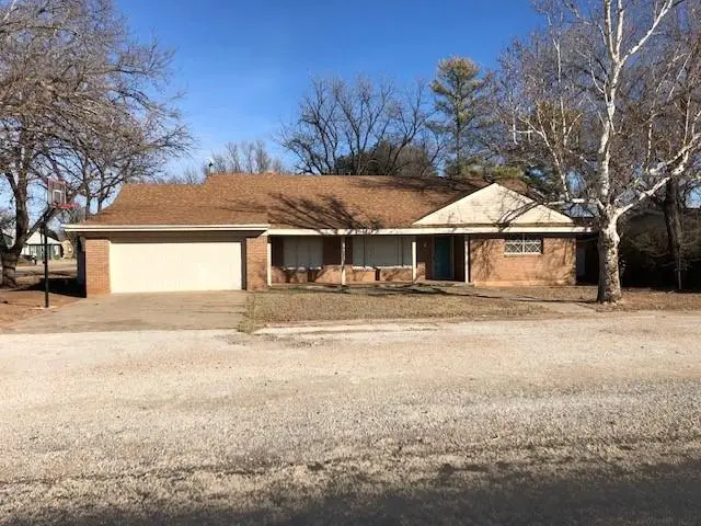 202 S Lawrence Street, Roby, TX 79543