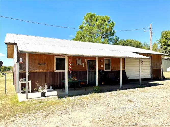 411289 Highway 266, Council Hill, OK 74428