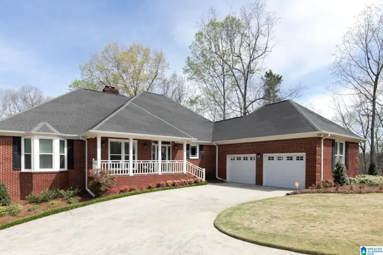 5827 COUNTRY MEADOW DRIVE, GARDENDALE, AL 35071