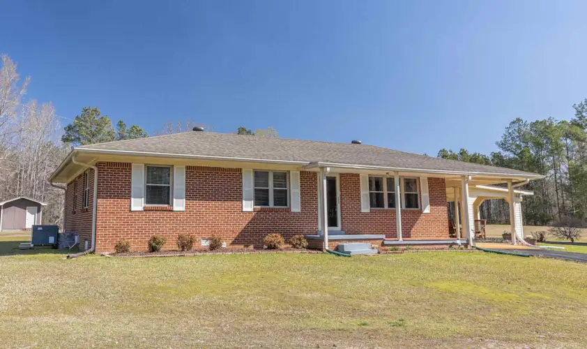 486 ODE MOORE RD, Michie, TN 38357