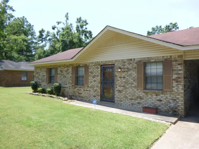 154 Gregory St, Forrest City, AR 72335
