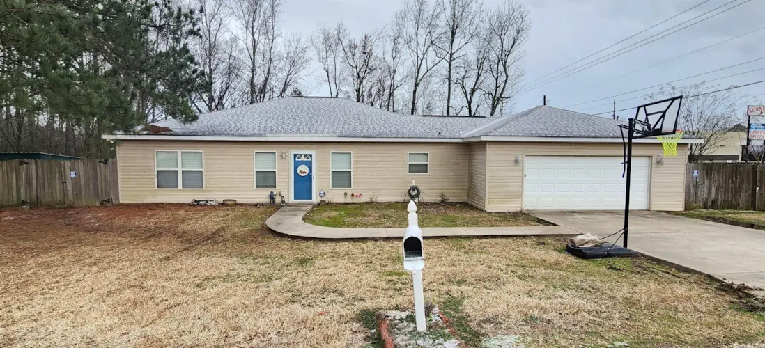109 E Chaney, Haskell, AR 72015