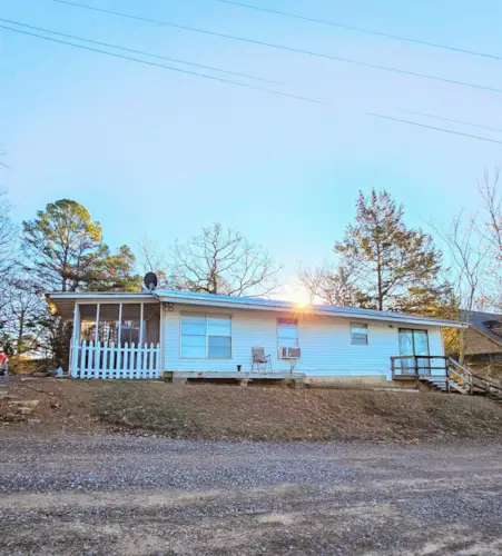 42 Crow Road, Perryville, AR 72126