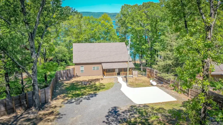 481 Narrows Dr, Greers Ferry, AR 72067