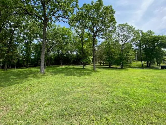 2100 Yandell Cove Road, Kirbyville, MO 65679