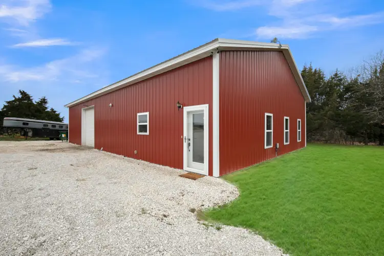 23949 E 824th Road, Humansville, MO 65674
