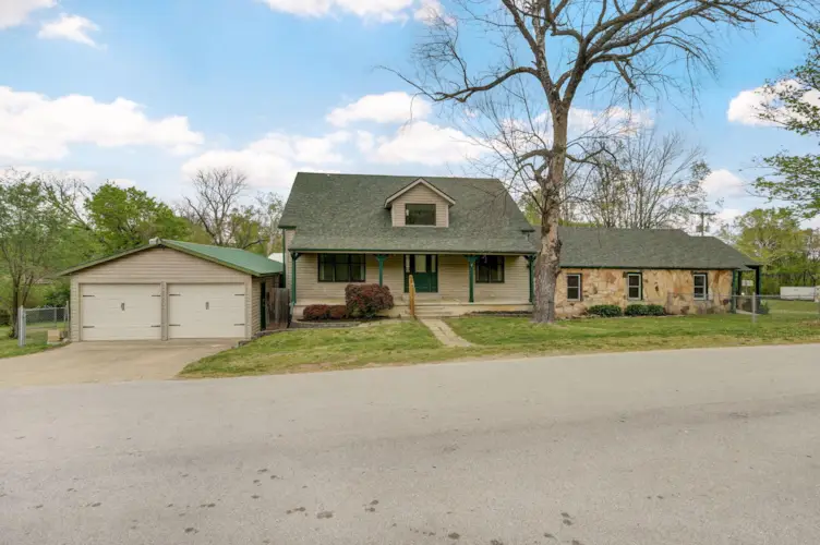 118 Scenic Drive, Forsyth, MO 65653