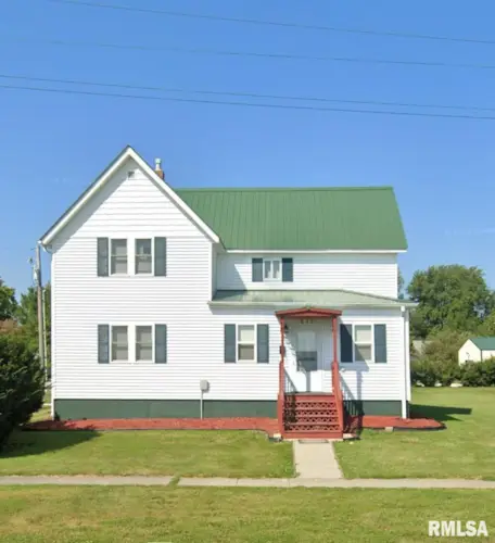 611 N DIVISION Street, Woodhull, IL 61490
