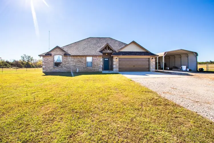 36977 RAY RD, Wanette, OK 74878