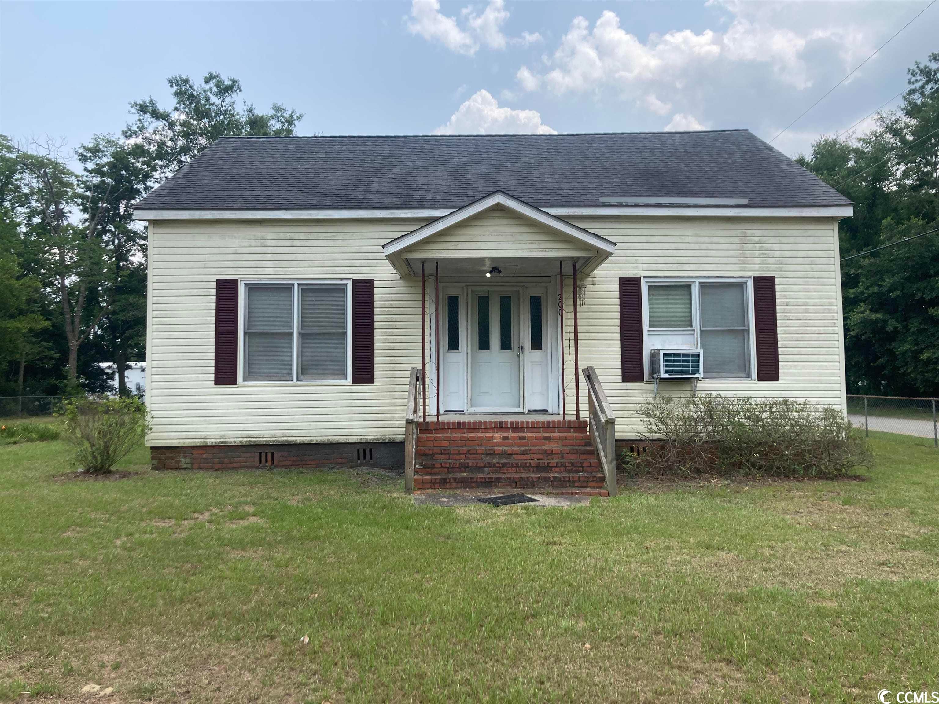 200 E Pine St., Johnsonville, SC 29555 2312061 Intracoastal Realty